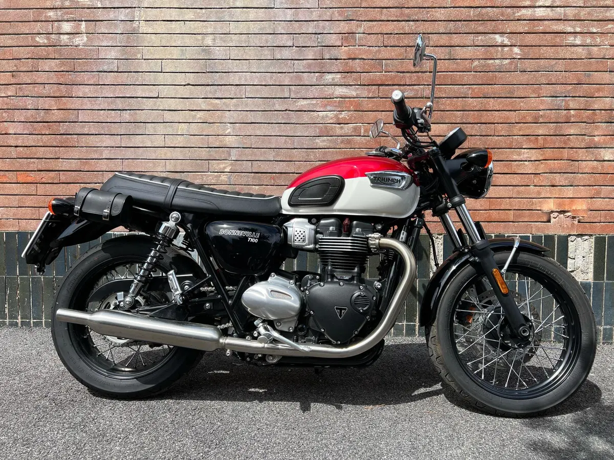 Triumph Bonneville T100 (2021 - 25)