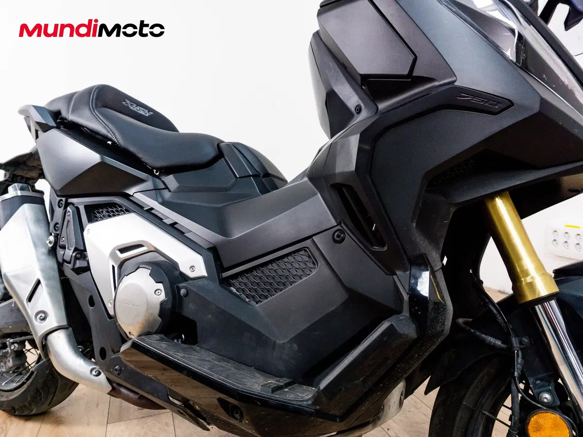 Honda X-ADV 750 Gravel (2025 - 26) (5)