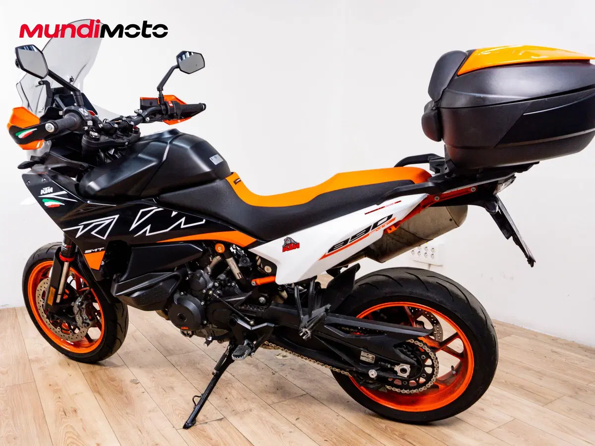 KTM 890 SMT (2026) (7)