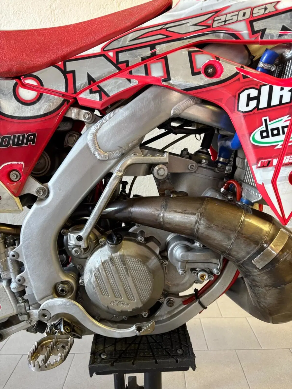 Honda CRF 250R (2020) (5)