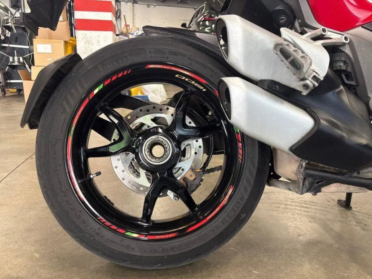 Ducati Multistrada 1200 S (2015 - 17) (9)