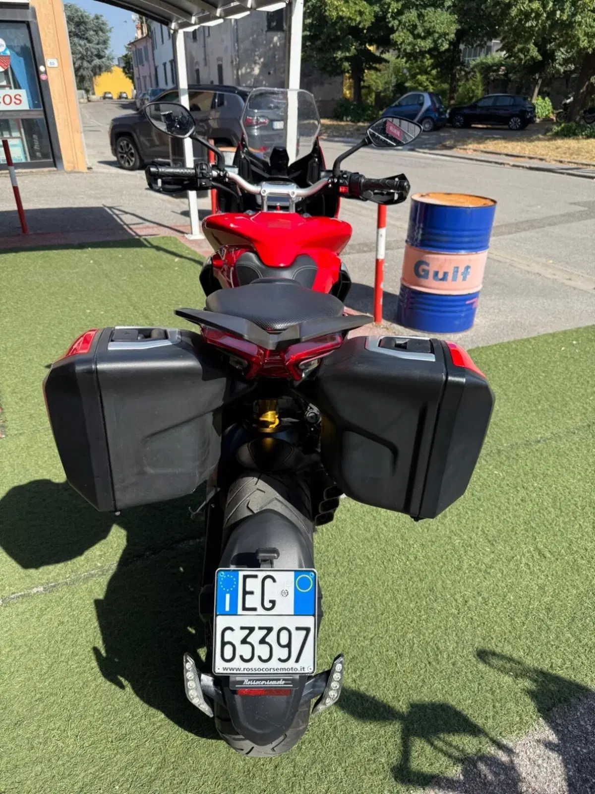 MV Agusta Turismo Veloce 800 Lusso (2014 - 16) (7)