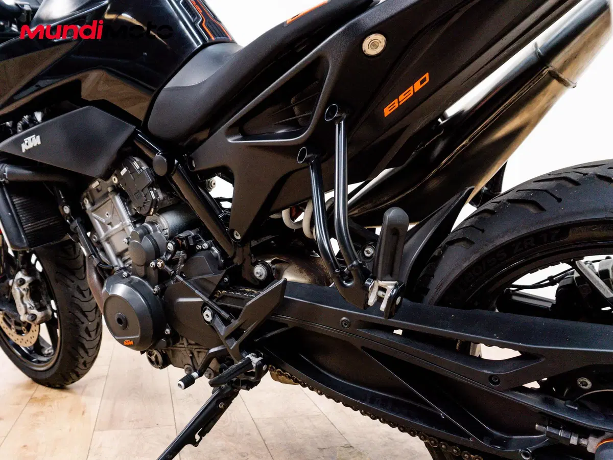 KTM 890 Duke (2021 - 23) (10)