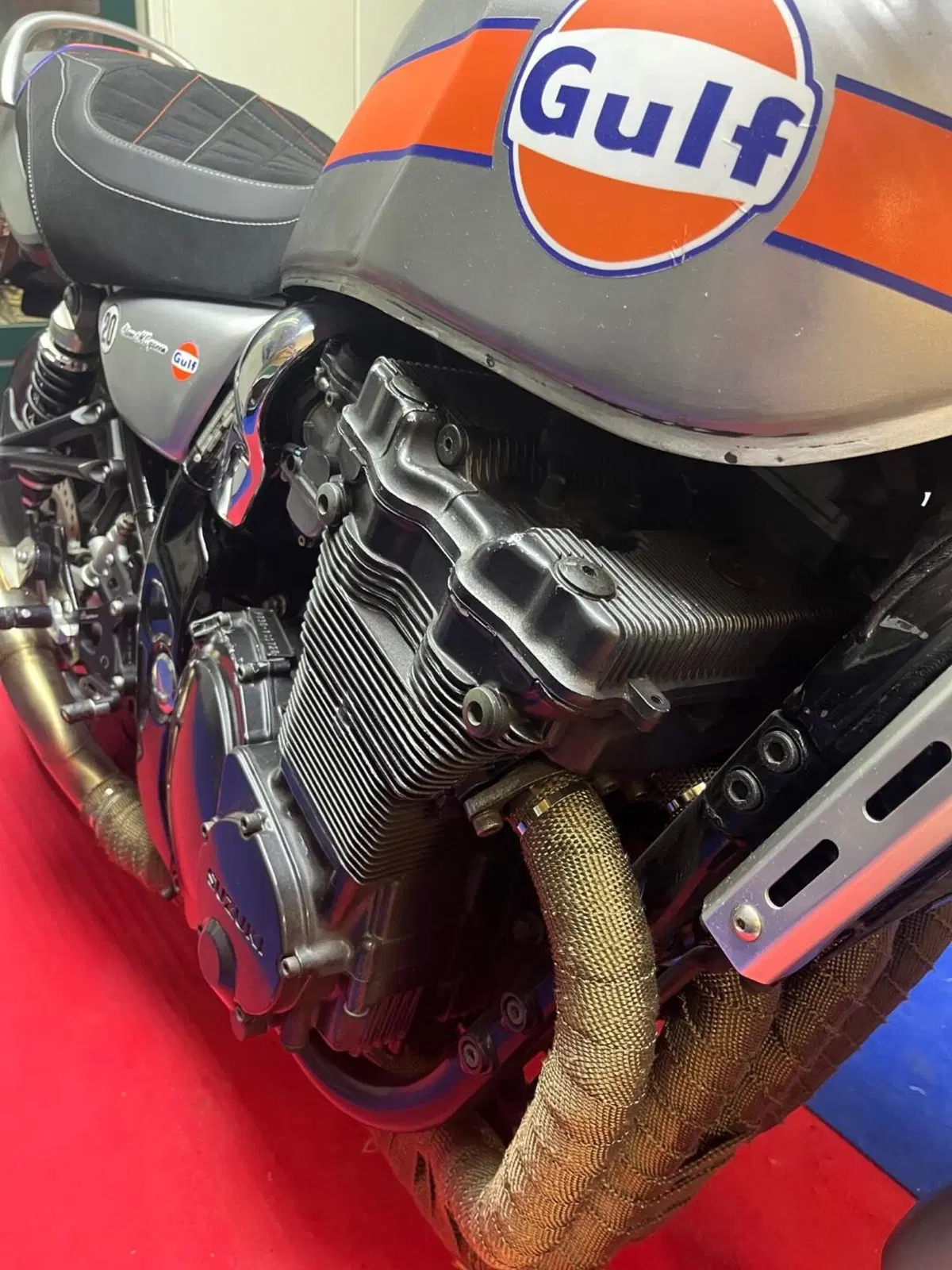 Suzuki GSX 750 (1998 - 03) (4)