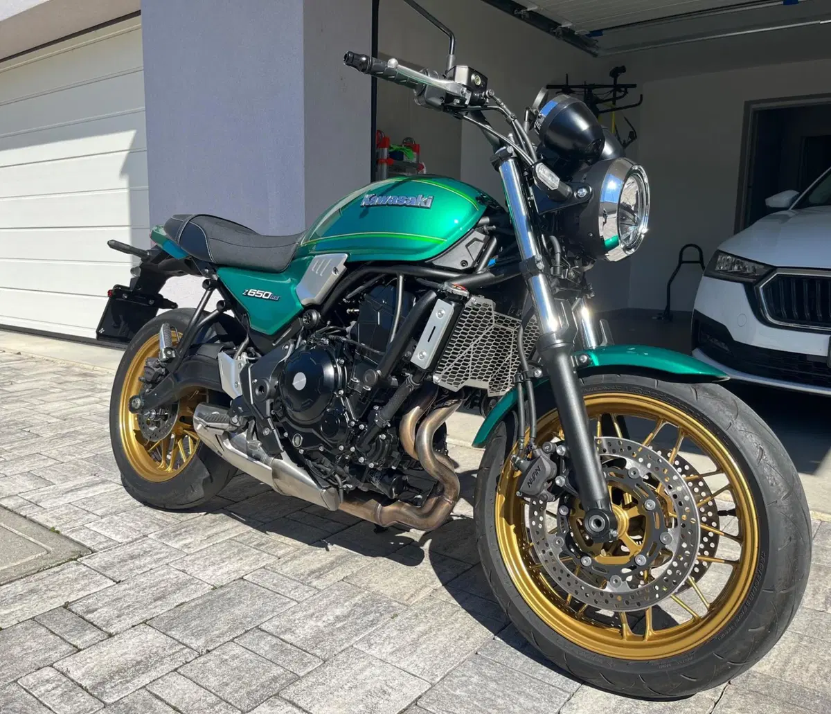 Kawasaki Z 650 RS (2022 - 24)