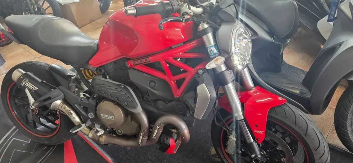 Ducati Monster 1200 S (2014 - 16) (5)