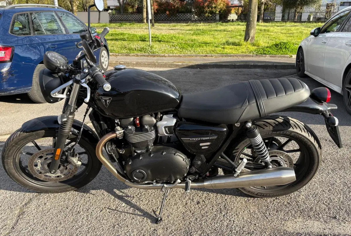 Triumph Speed Twin 900 (2023 - 24) (5)
