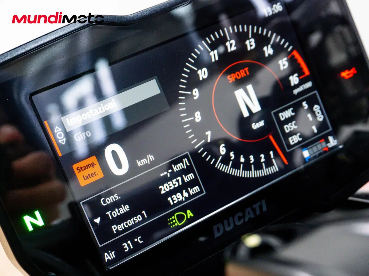Ducati Streetfighter V4 1100 S (2020) (12)