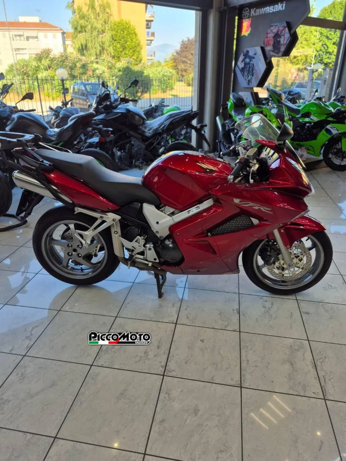 Honda VFR 800 (2006 - 13) (6)