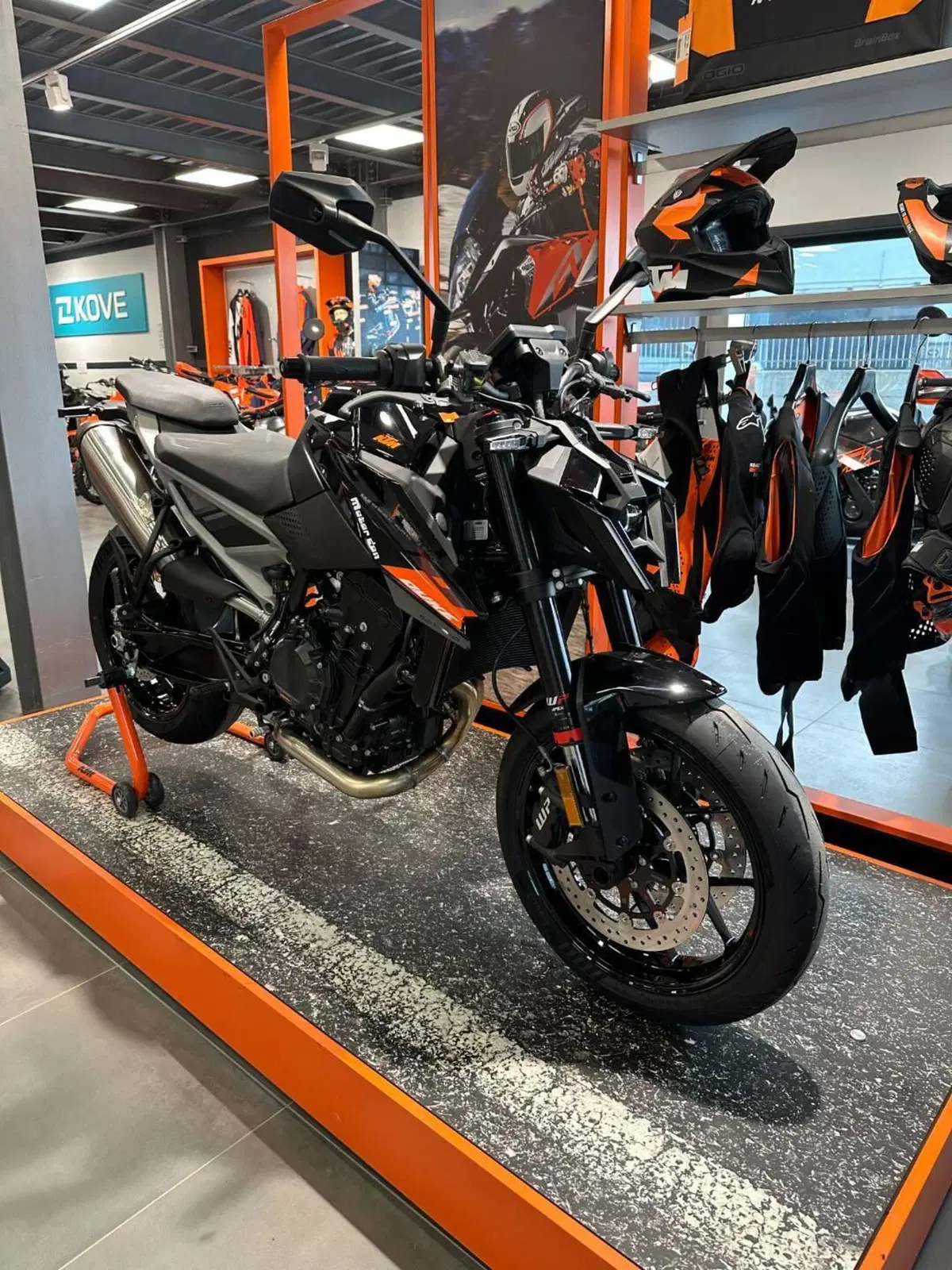 KTM 790 Duke (2027) (2)