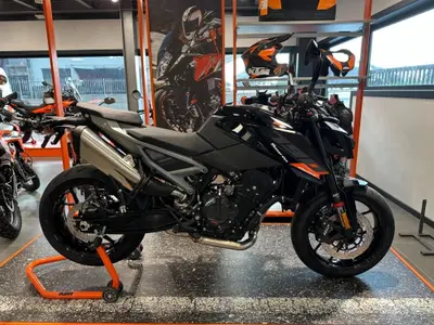 KTM 790 Duke (2027) nuova