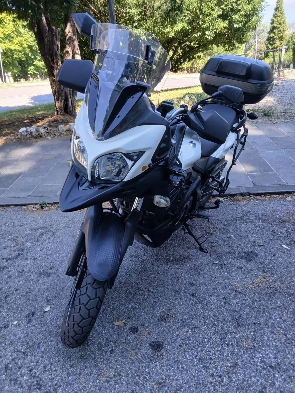 Suzuki V-Strom 650 ABS (2011 - 17) (2)