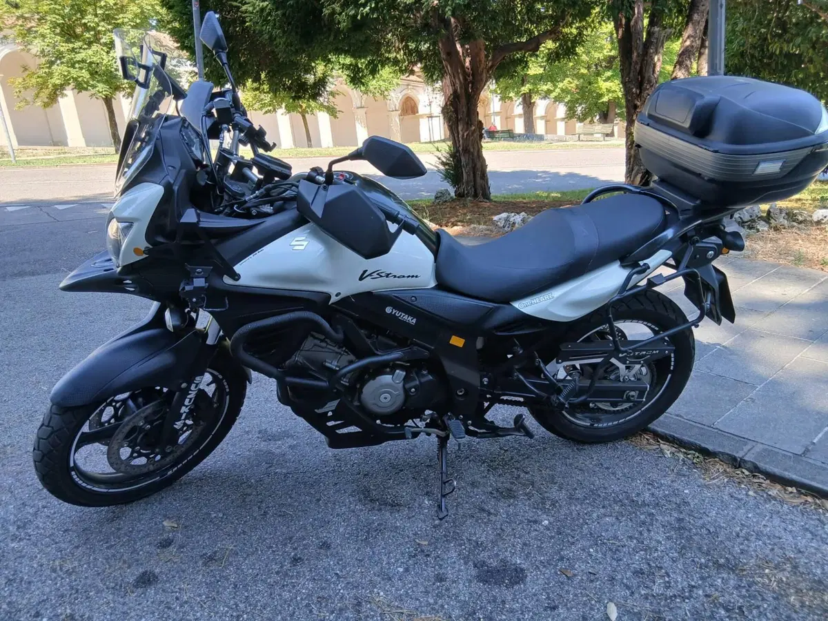 Suzuki V-Strom 650 ABS (2011 - 17)