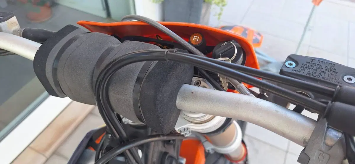 KTM 300 EXC E TPI (2022) (5)