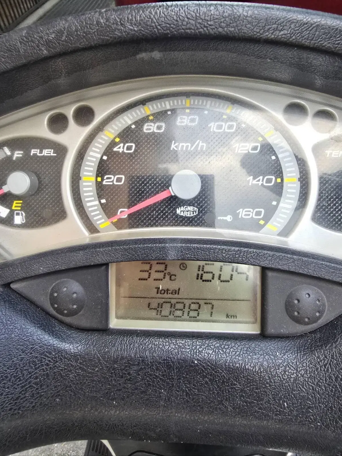 Yamaha X-Max 250 (2005 - 07) (5)