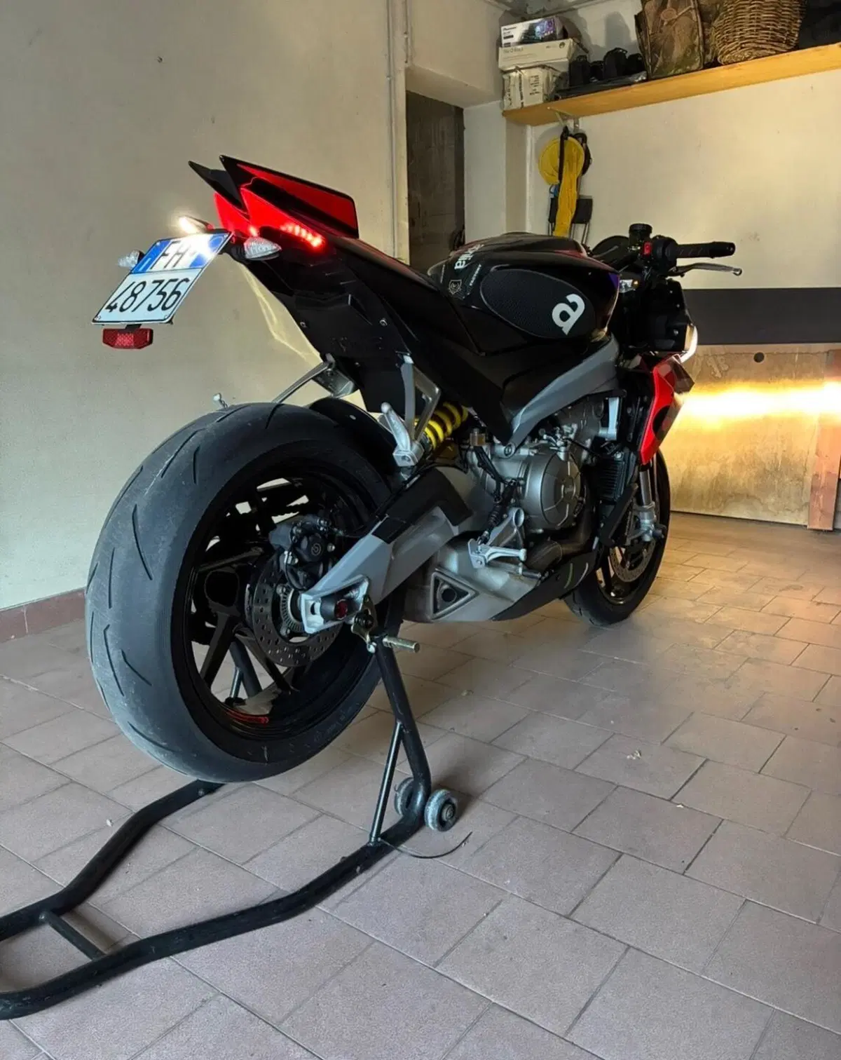 Aprilia Tuono 660 Factory (2022 - 24) (3)