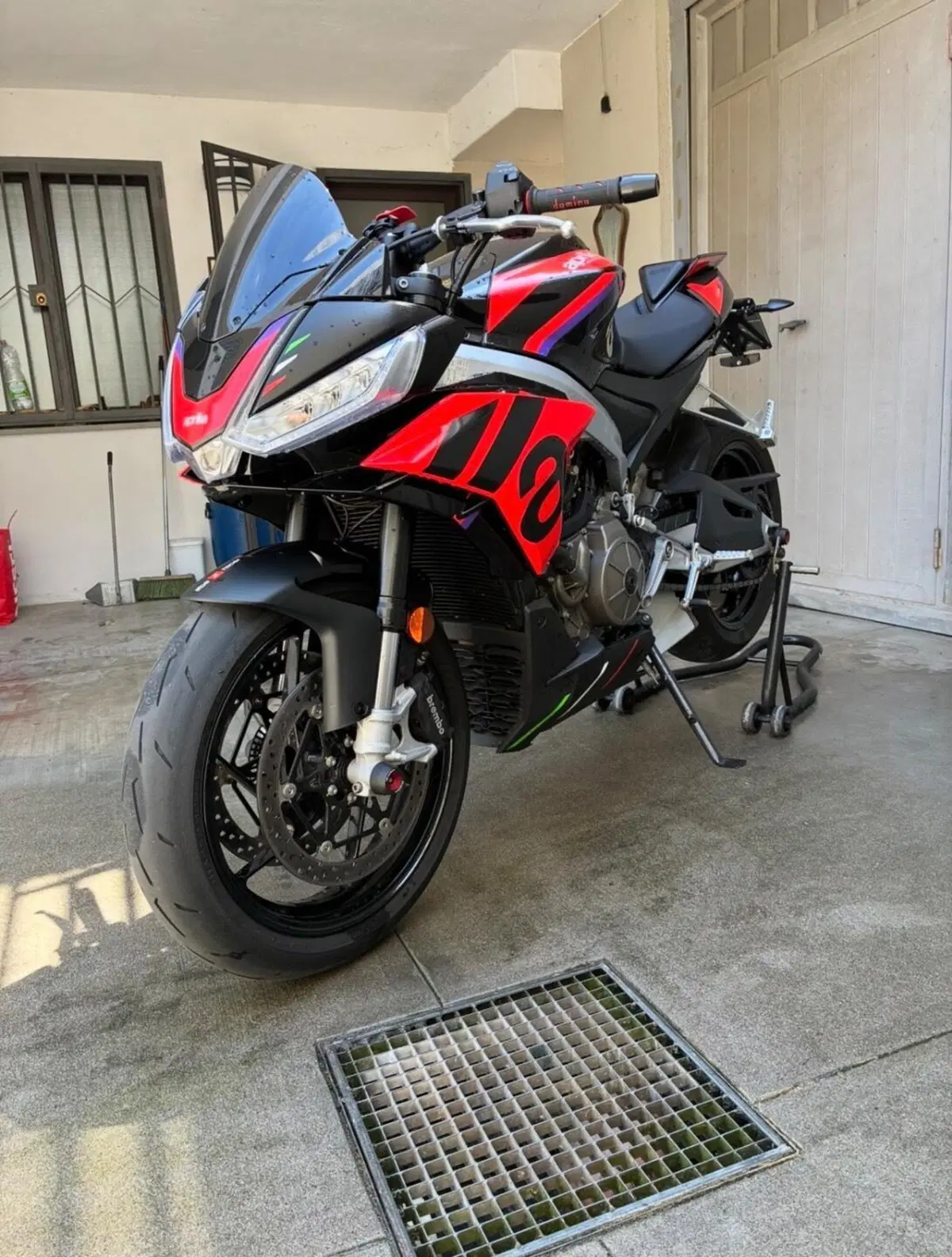 Aprilia Tuono 660 Factory (2022 - 24) (6)