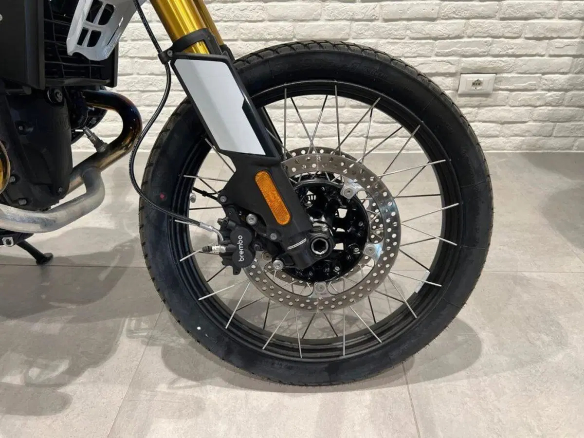 Bmw R 12 G/S (2026 - 27) (8)