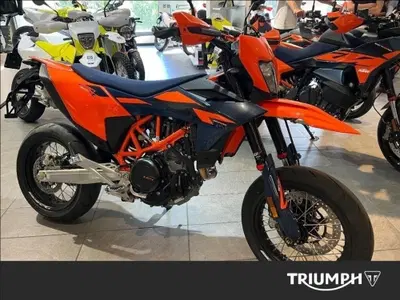 KTM 690 SMC R (2026) usata