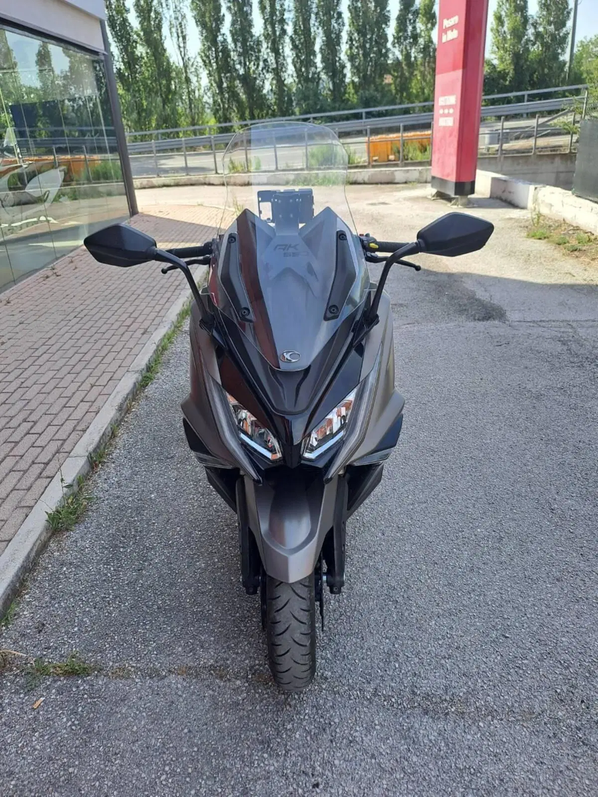 Kymco AK 550 ETS (2021 - 26) (4)