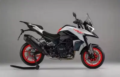 Benelli TRK 902 Stradale (2026) nuova