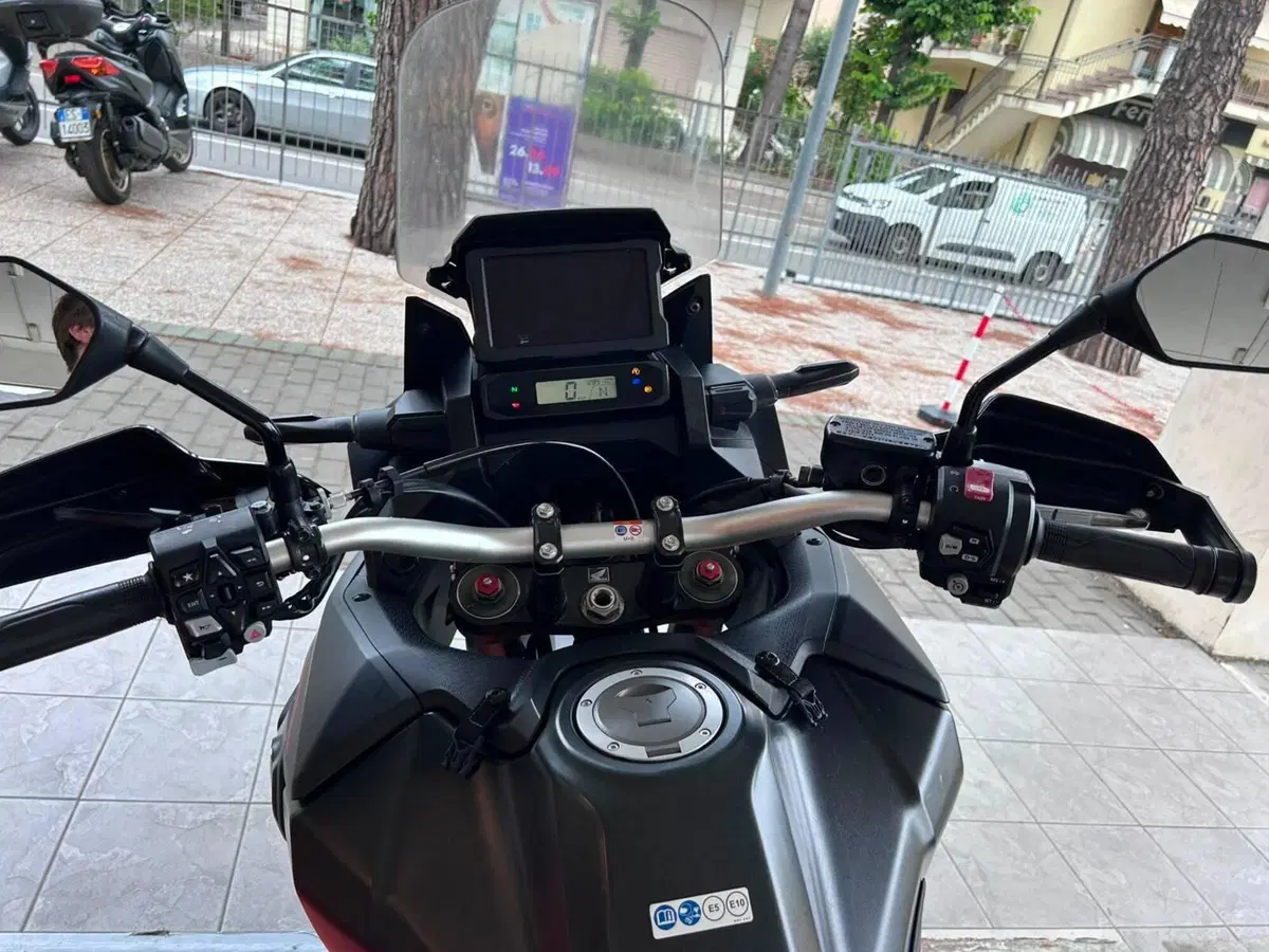 Honda Africa Twin CRF 1100L Travel Edition DCT (2020 - 21) (4)