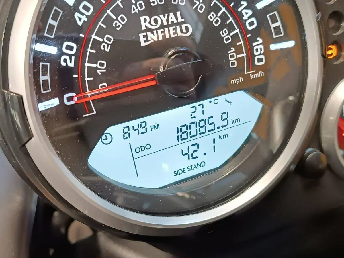 Royal Enfield Himalayan 411 (2021 - 24) (4)
