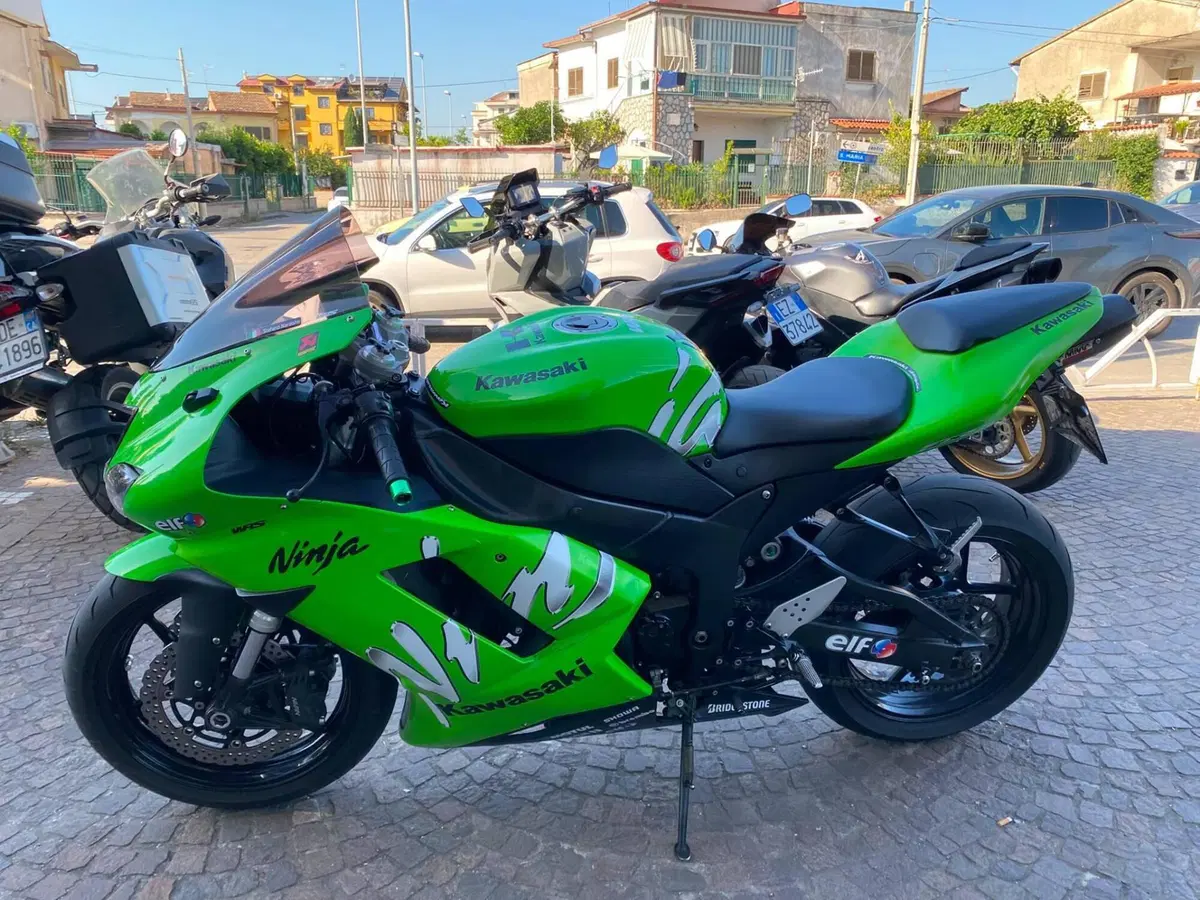 Kawasaki Ninja 600 ZX-6R (2007 - 08) (2)