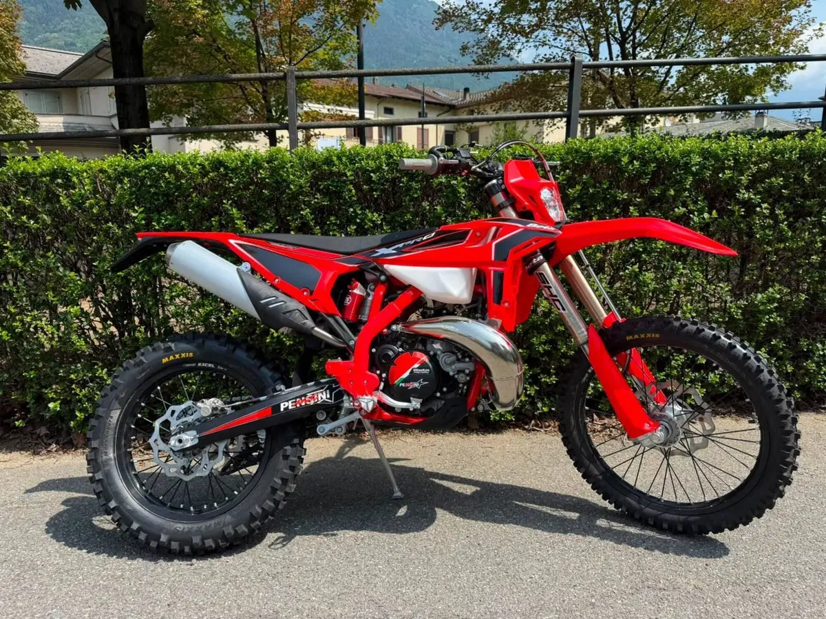 Betamotor RR X-PRO 300 2T Enduro (2027)