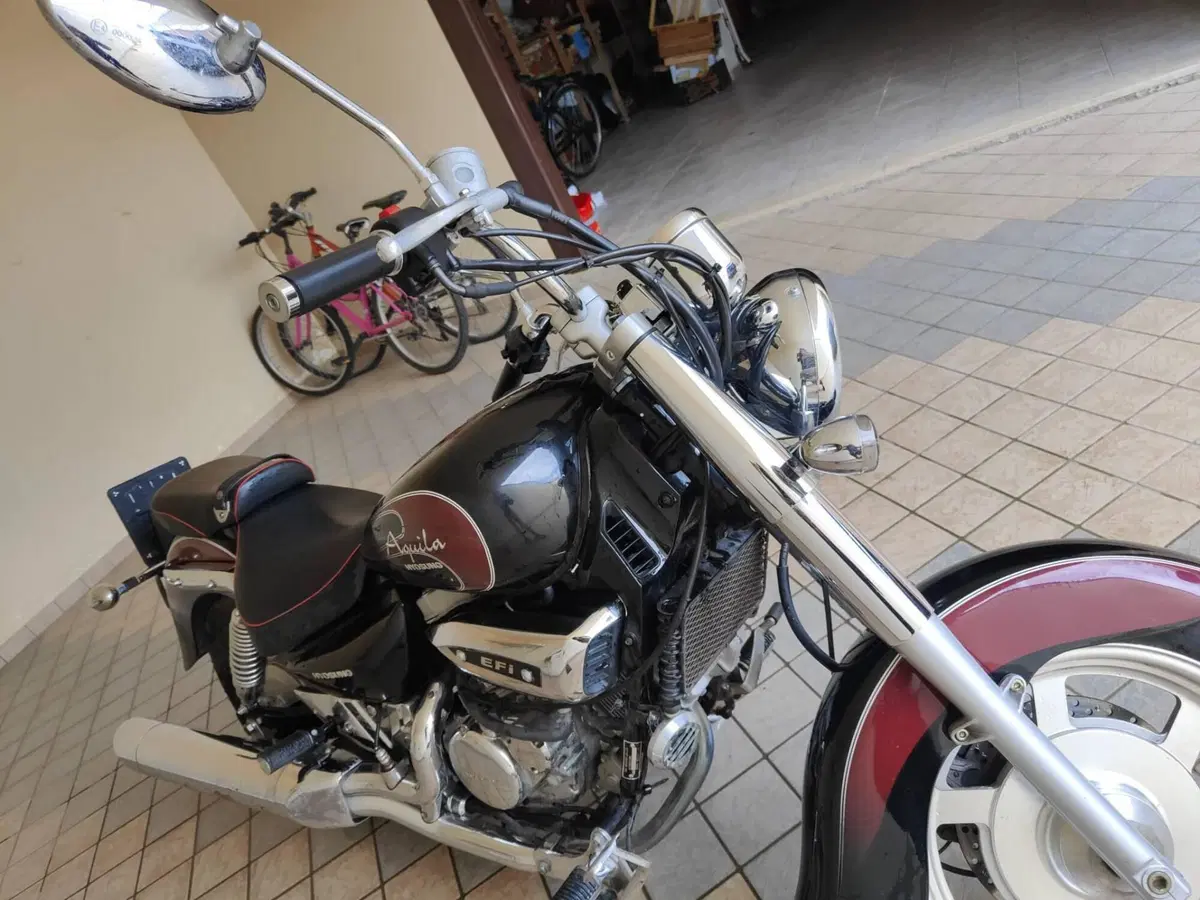 Hyosung Aquila 250 GV (2004 - 16)