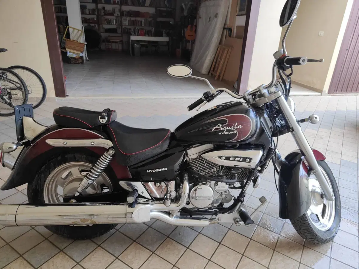 Hyosung Aquila 250 GV (2004 - 16) (4)