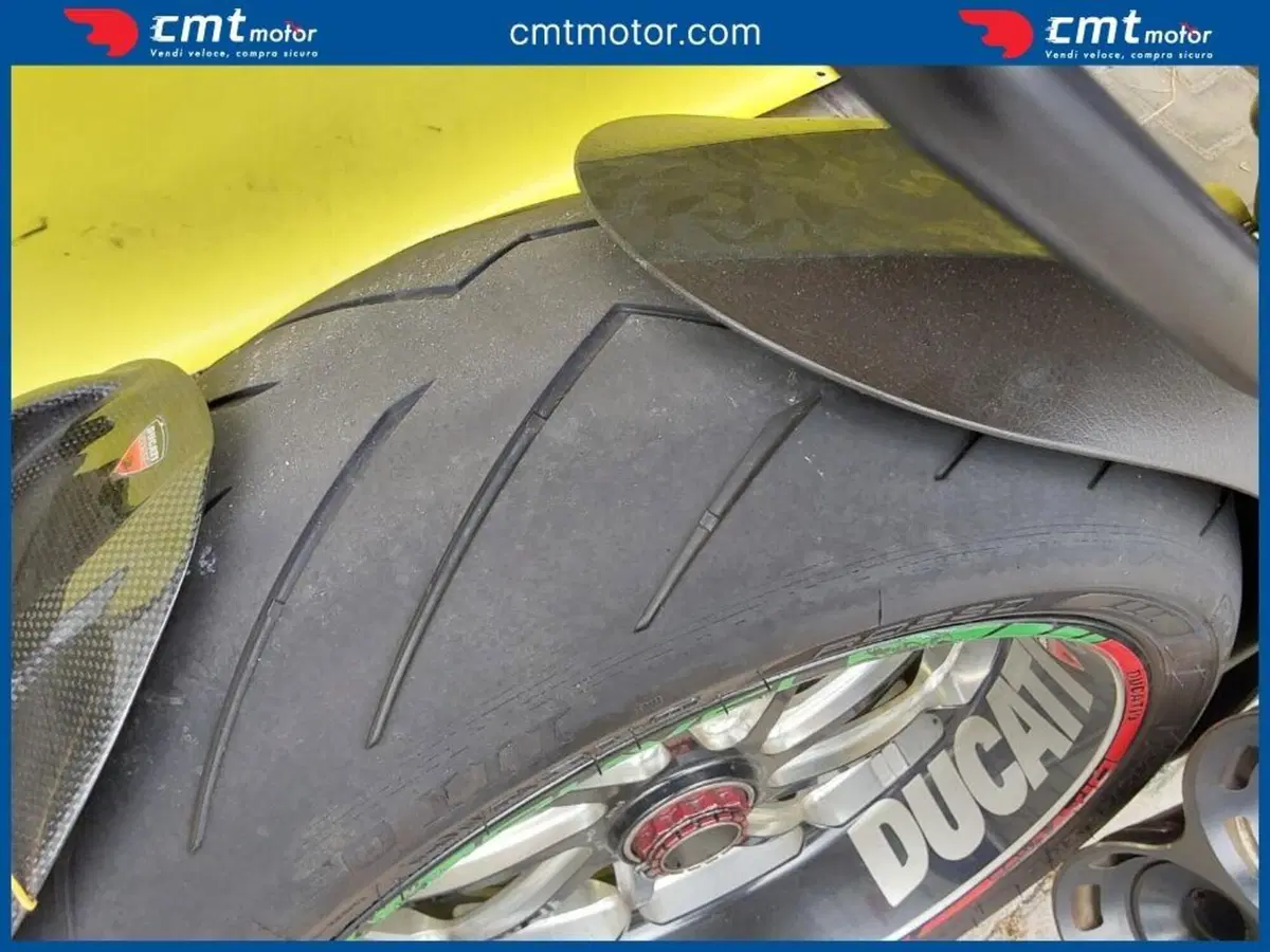 Ducati Diavel 1200 Carbon (2010 - 13) (10)