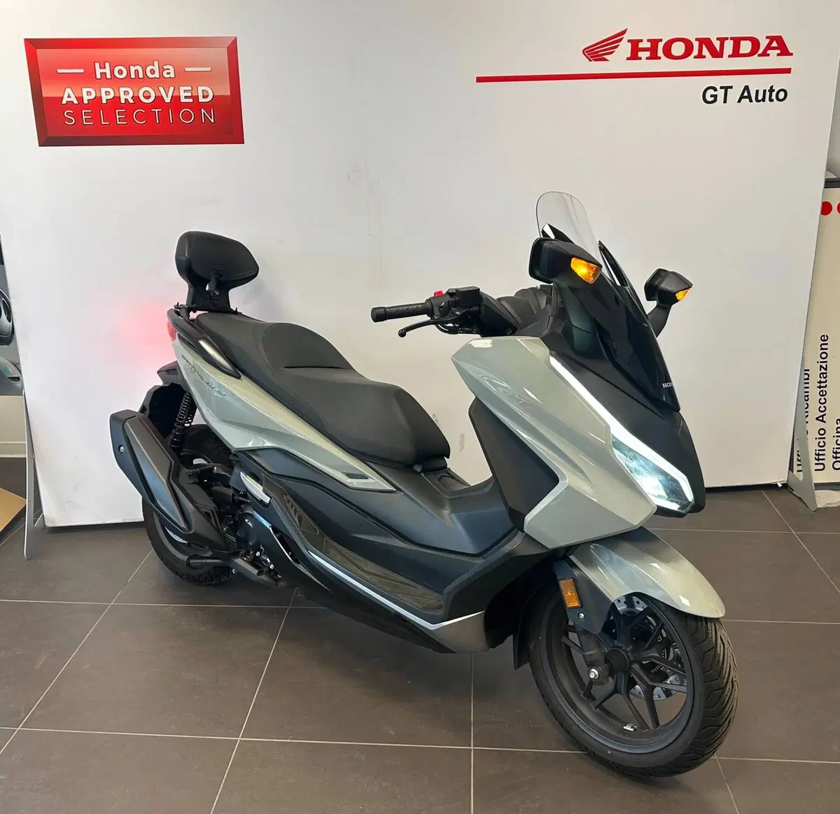 Honda Forza 350 (2022 - 24) (4)