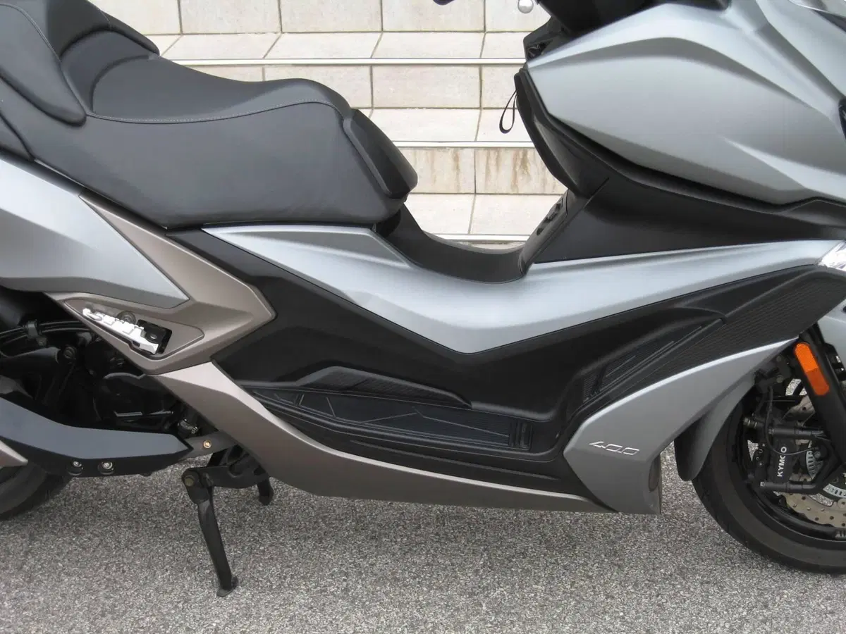 Kymco Xciting 400i S TCS (2021 - 24) (3)