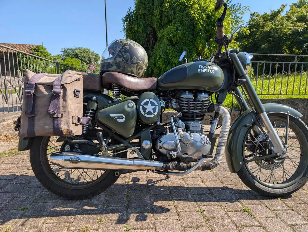 Royal Enfield Classic 500 EFI Battle Green (2017 - 20) (3)