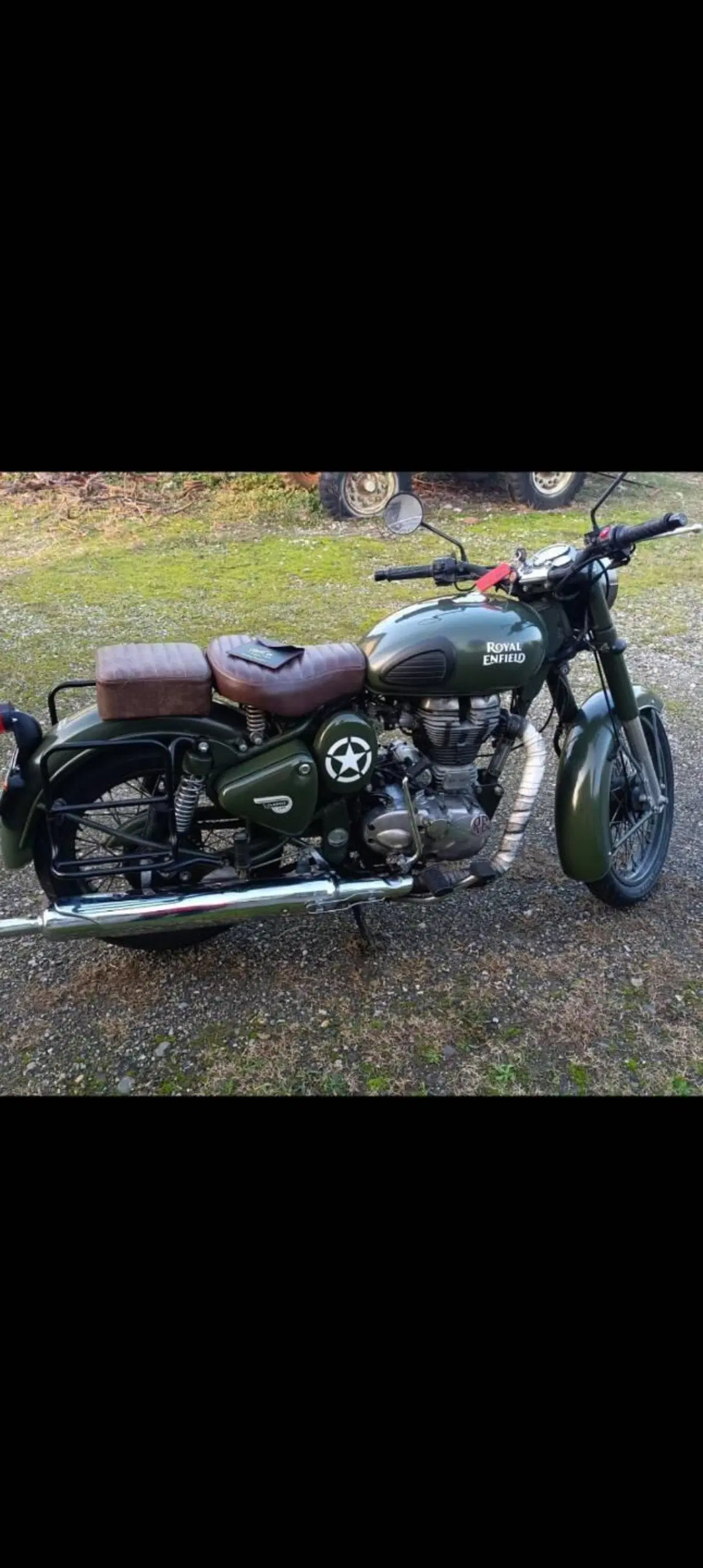 Royal Enfield Classic 500 EFI Battle Green (2017 - 20) (6)