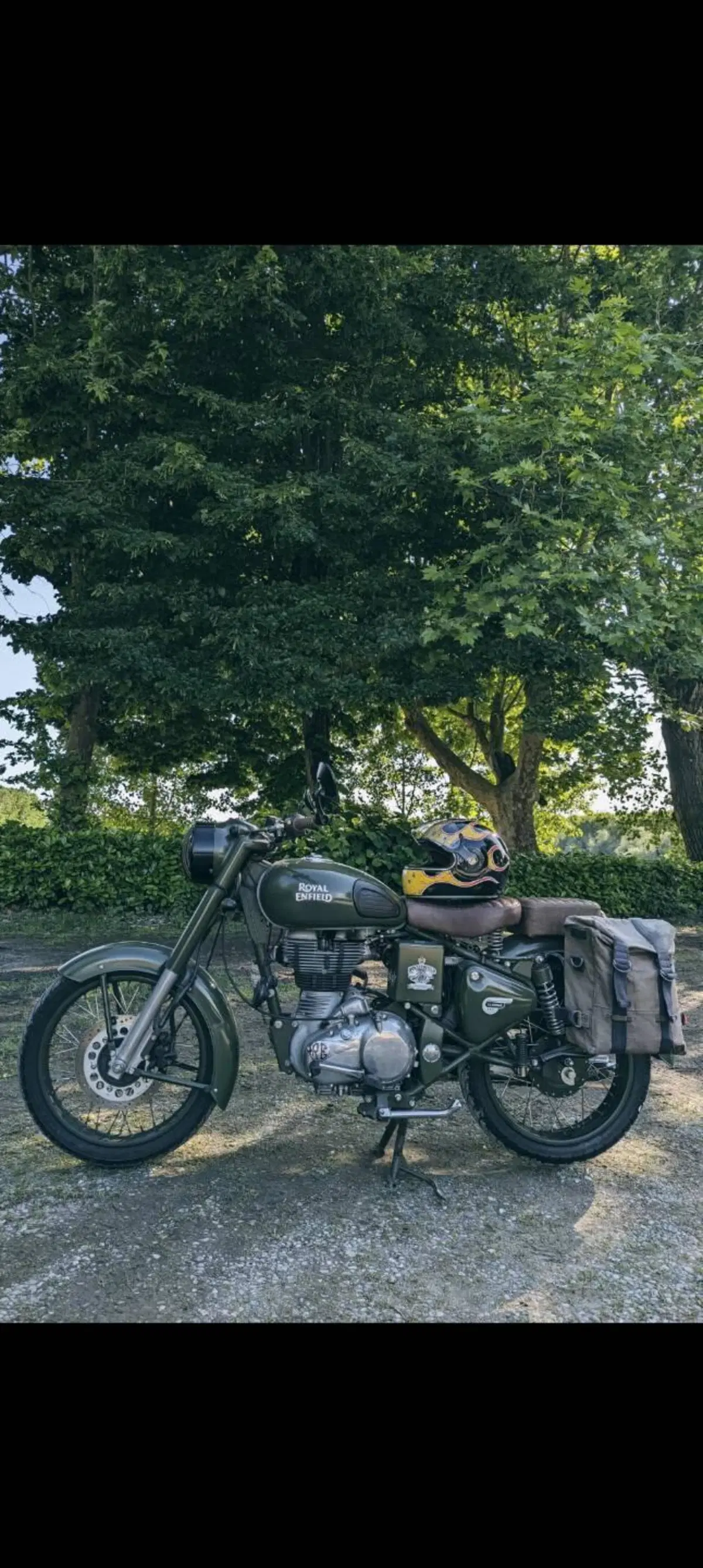 Royal Enfield Classic 500 EFI Battle Green (2017 - 20) (7)