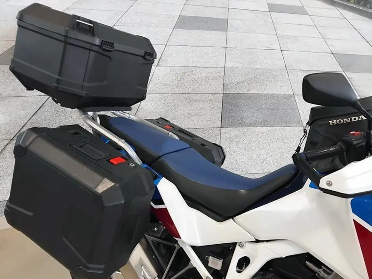 Honda Africa Twin CRF 1100L (2020 - 21) (9)