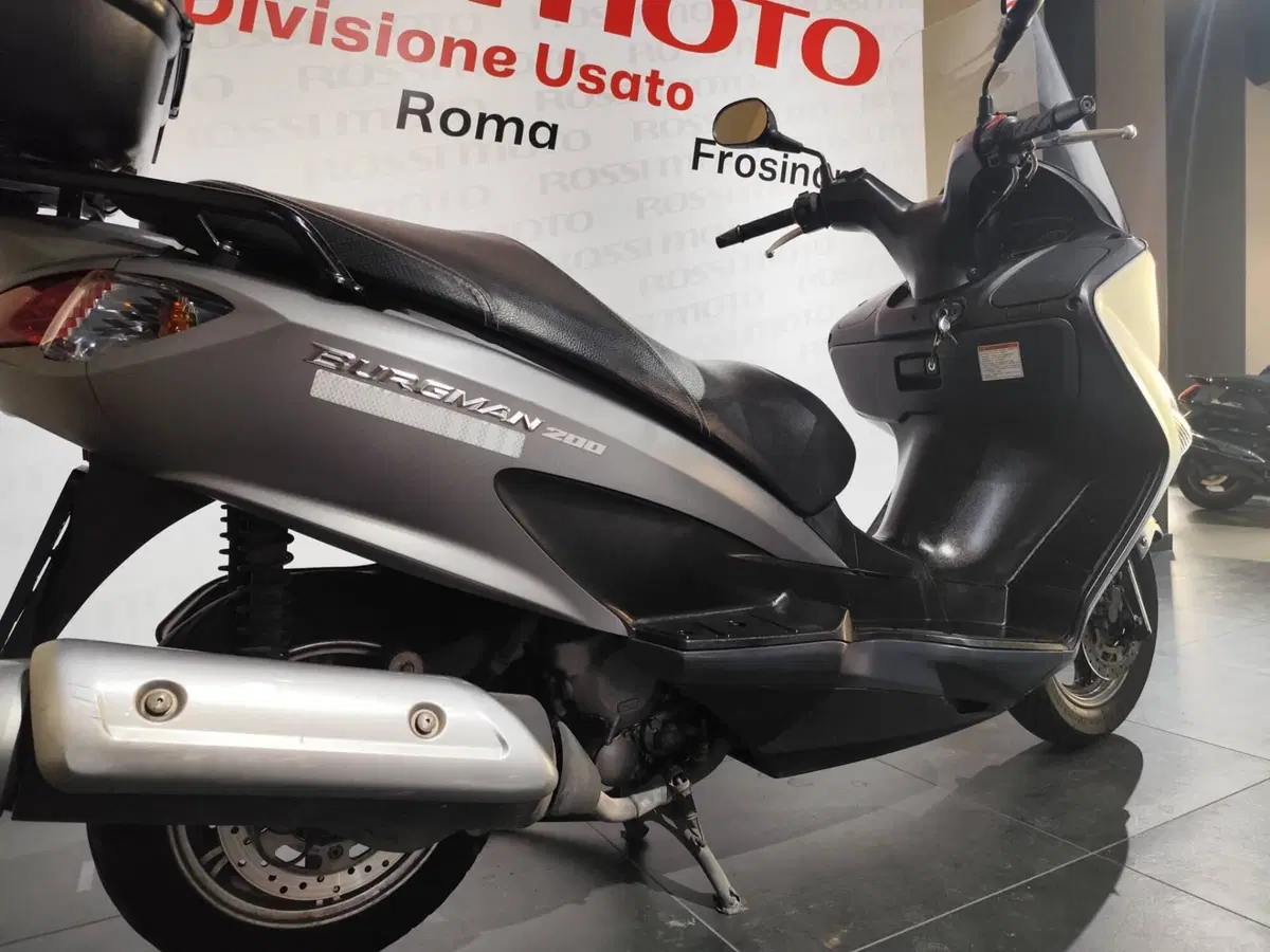 Suzuki Burgman UH 200 (2014 - 15) (2)