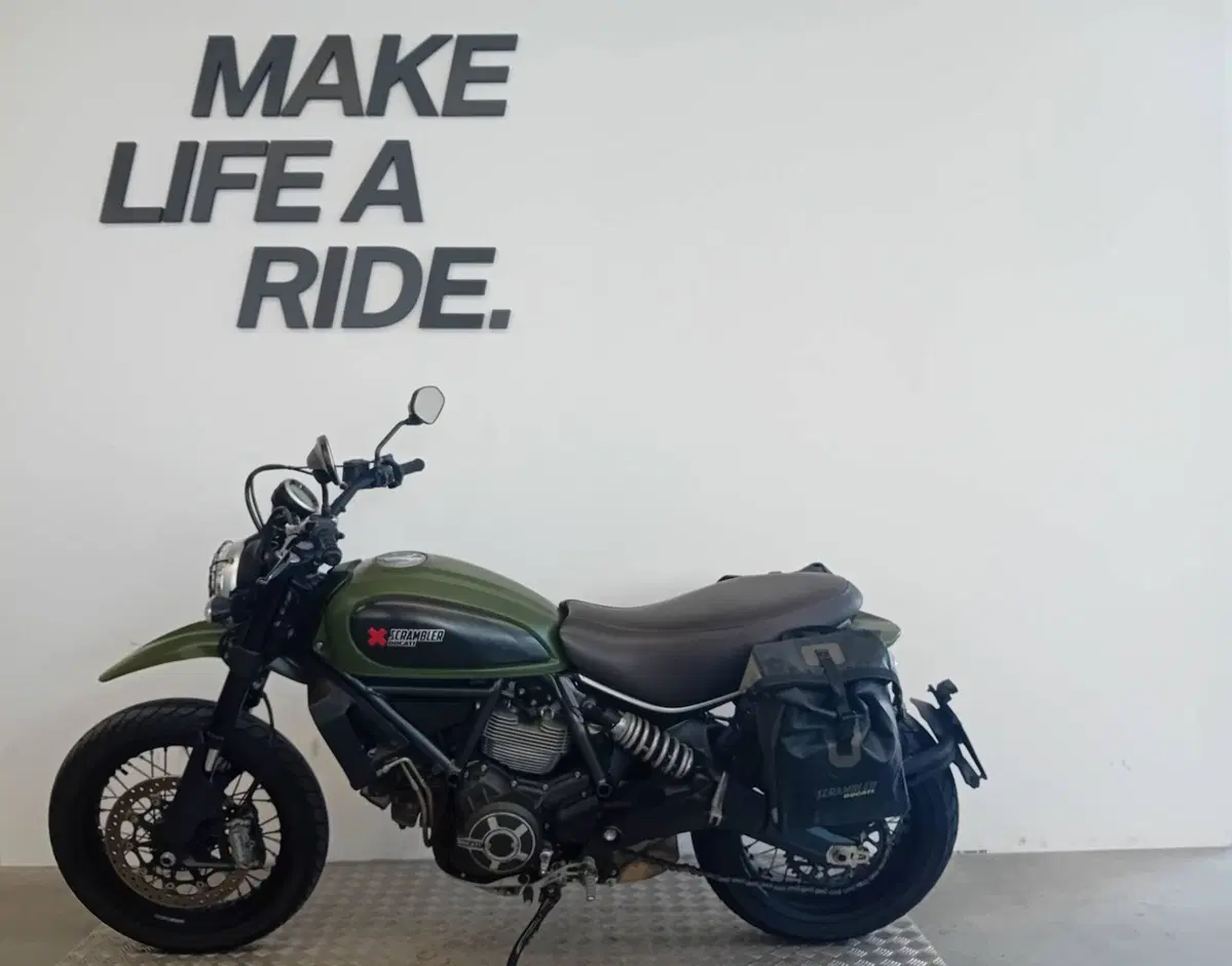 Ducati Scrambler 800 Urban Enduro (2015 - 16) (2)