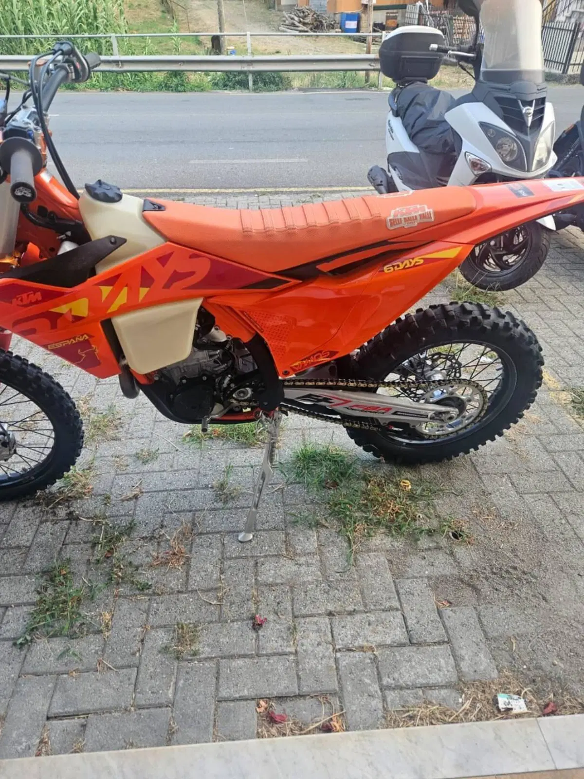 KTM 450 EXC-F Six Days (2025) (2)