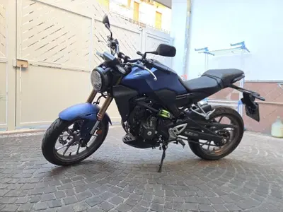 Honda CB 300 R (2022 - 26) usata