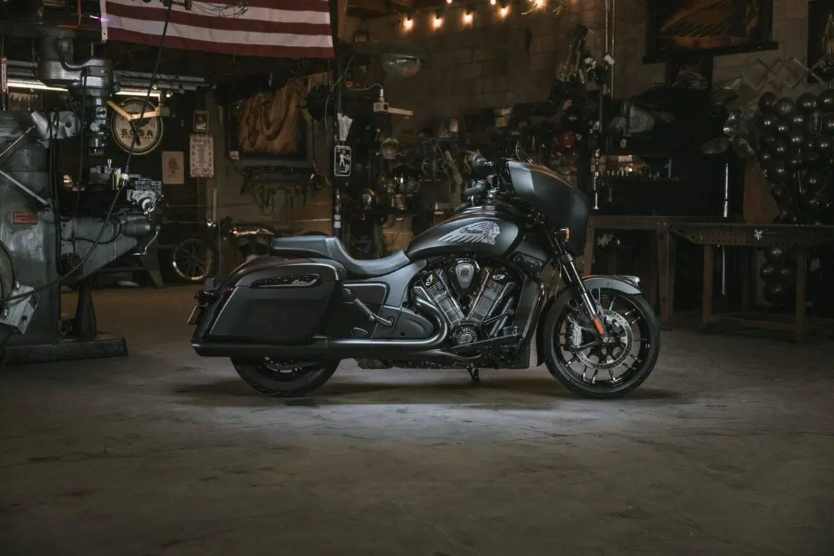 Indian Chieftain 1834 Powerplus Dark Horse (2025 - 26) (5)