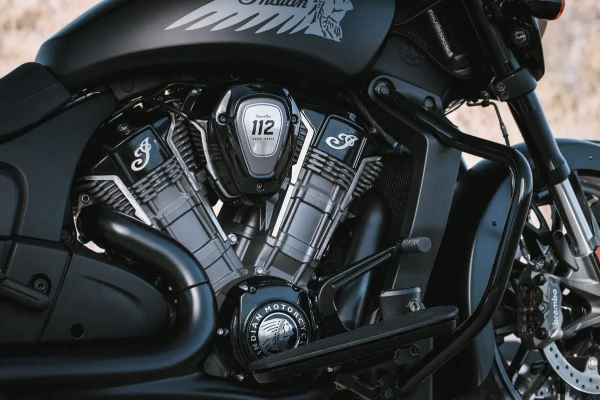 Indian Chieftain 1834 Powerplus Dark Horse (2025 - 26) (7)