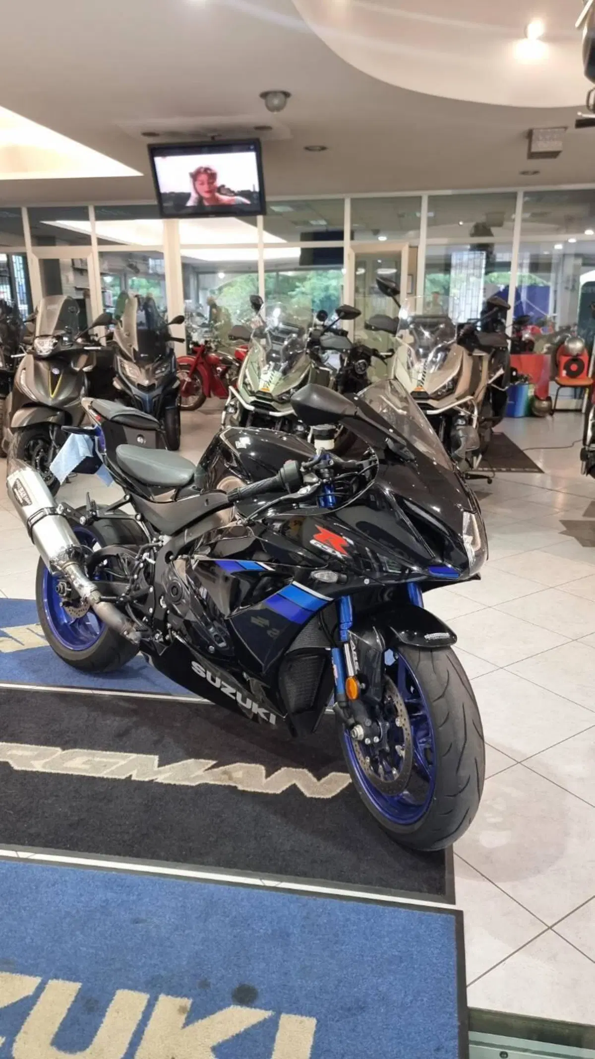 Suzuki GSX-R1000R (2017 - 18) (2)