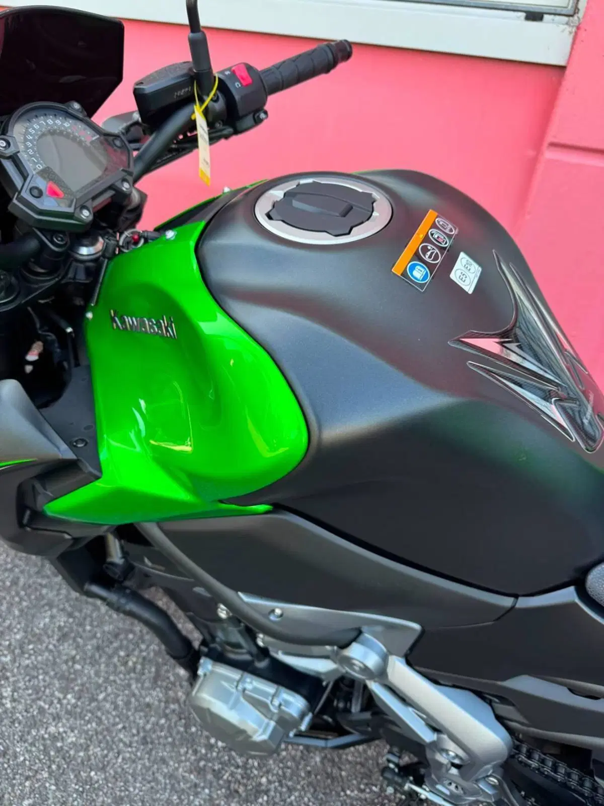 Kawasaki Z 900 (2017 - 18) (14)