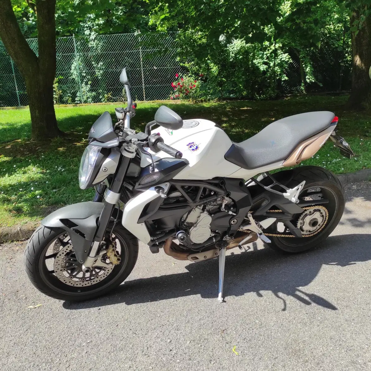 MV Agusta Brutale 675 EAS (2011 - 14) (2)