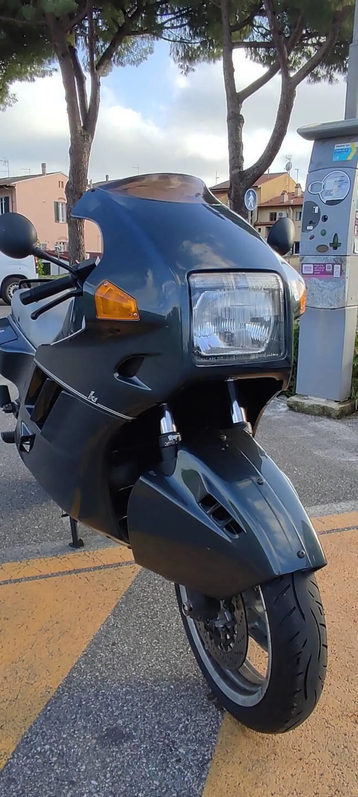 Bmw K1 (6)