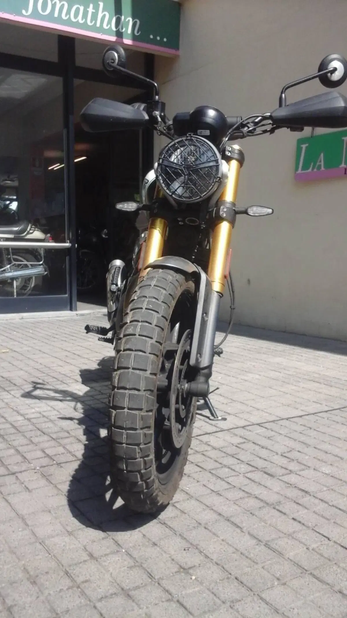 Triumph Scrambler 400 X (2024 - 26) (3)