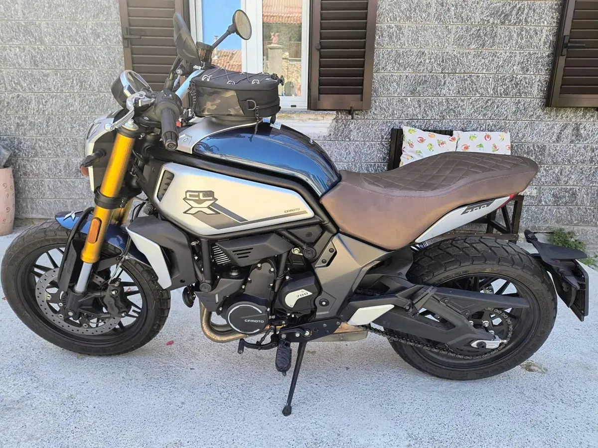 CFMOTO 700CL-X Heritage (2021 - 26)